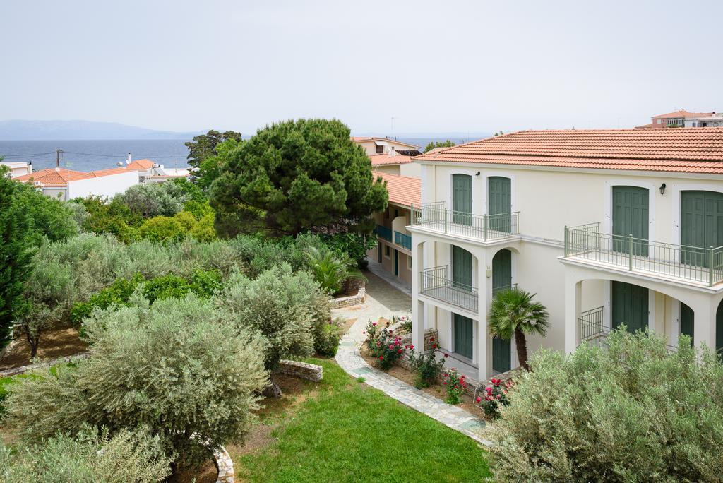 Vrontádos Kyveli Hotel Apartments מראה חיצוני תמונה