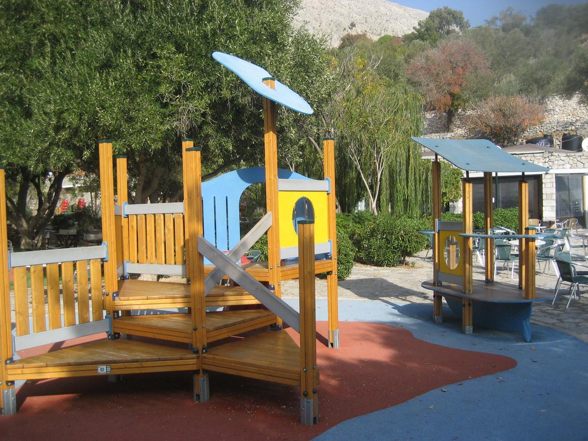 Vrontádos Kyveli Hotel Apartments מראה חיצוני תמונה