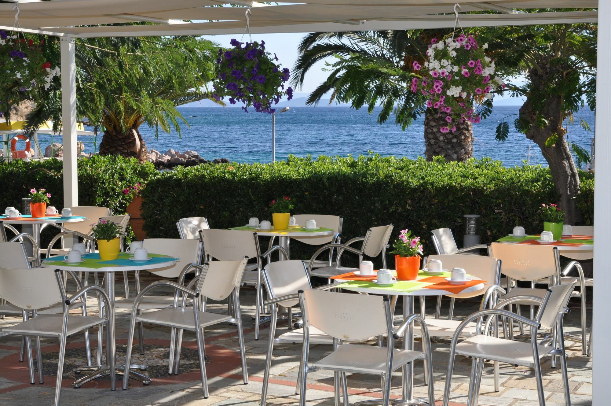 Vrontádos Kyveli Hotel Apartments מראה חיצוני תמונה